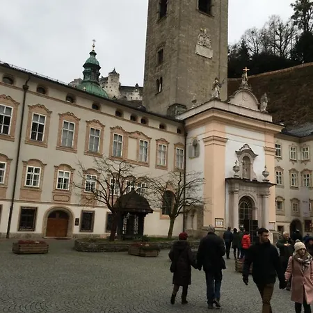 Cityrooms Thuy Homestay Salzburg